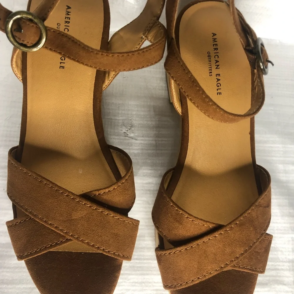 American Eagle Womens‎ Platform Sandals 8 Brown Wooden Chunky Heel Retro